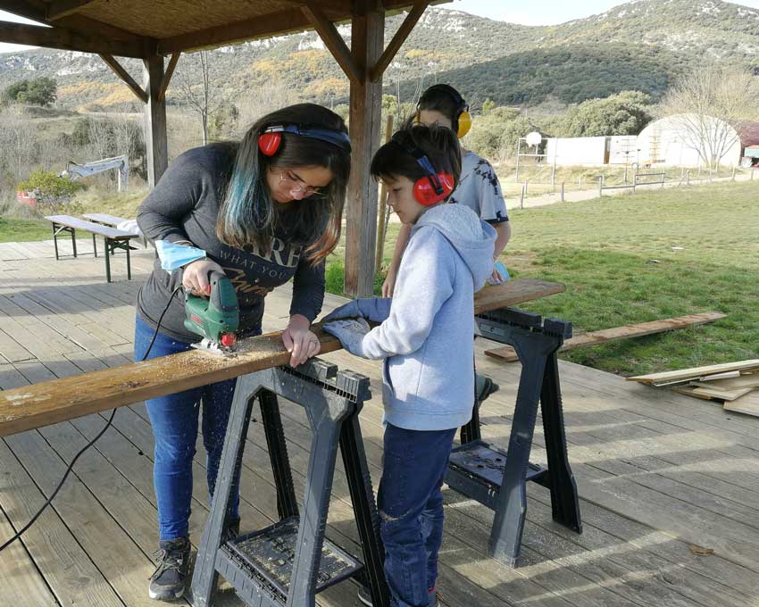 Construction du composteur de Terre d'envol, pédagogie alternative